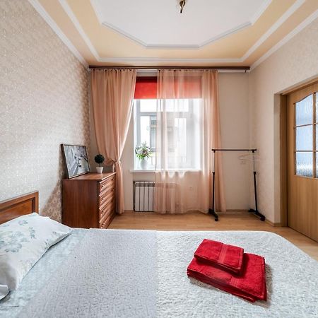 Central Apartments Rynok Лвив Екстериор снимка