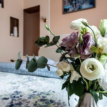 Central Apartments Rynok Лвив Екстериор снимка