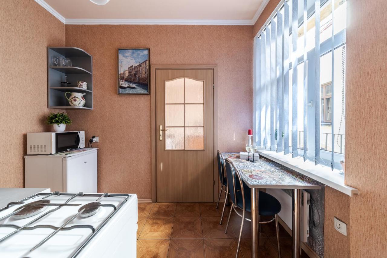 Central Apartments Rynok Лвив Екстериор снимка