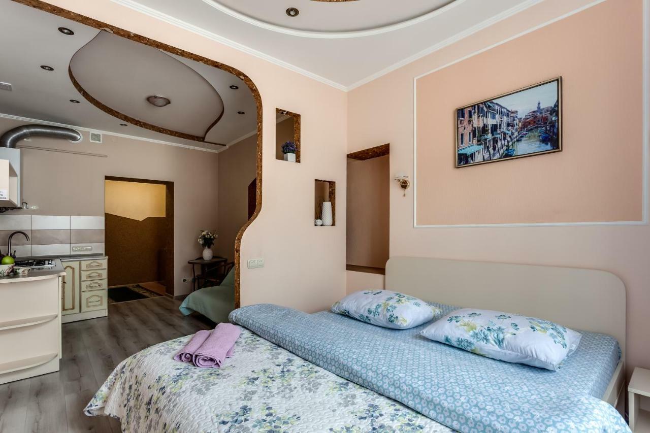 Central Apartments Rynok Лвив Екстериор снимка